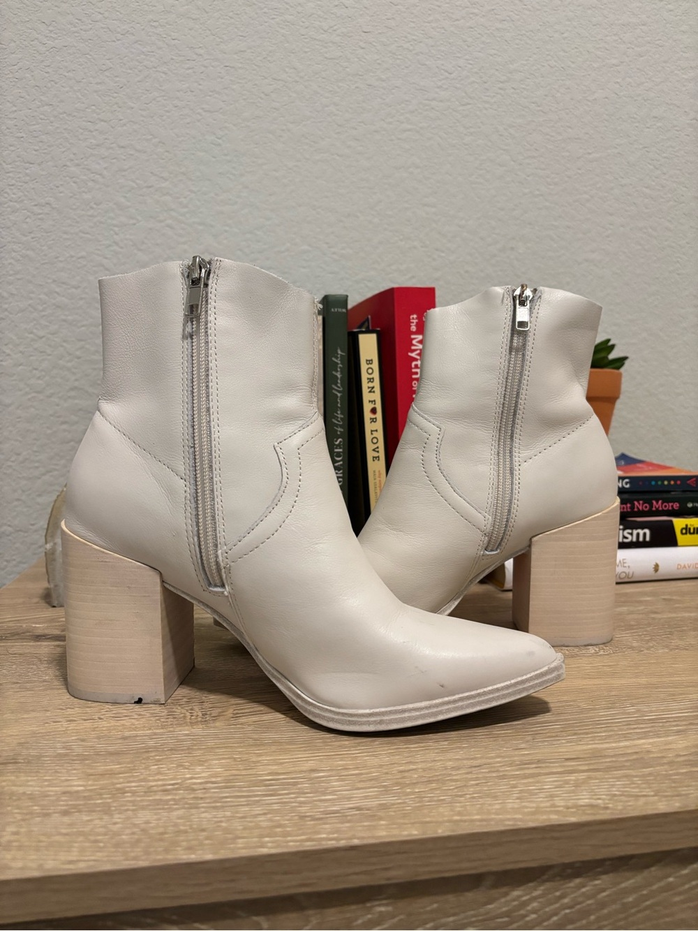 Steve Madden Cream Leather Block Heel Ankle Boots